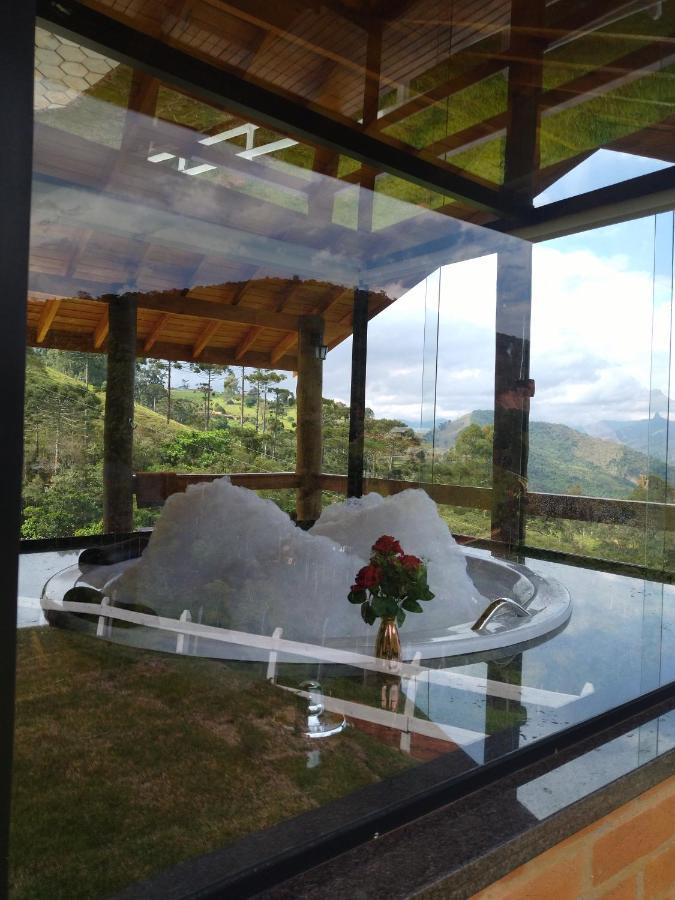 Chales Xanoti Oferece Conforto E Tranquilidade. ซาปุไค-มิริม ภายนอก รูปภาพ